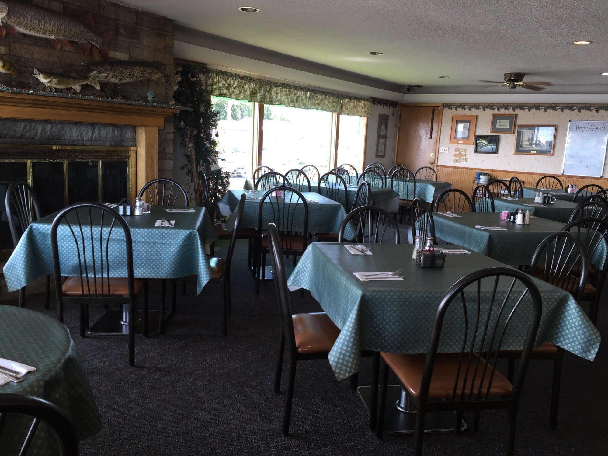 Twin Pines Resort Garrison Extérieur photo